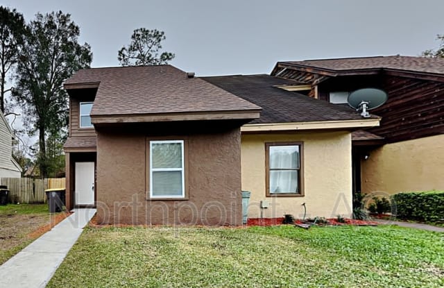 7660 Melissa Ct N - 7660 Melissa Court North, Jacksonville, FL 32210