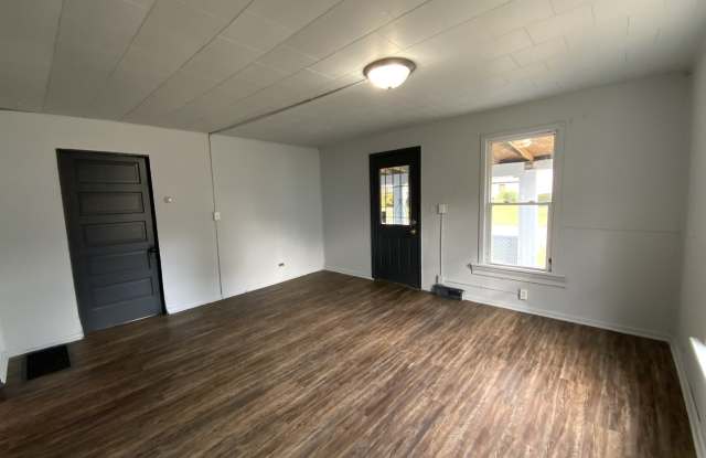 1120 Martin St