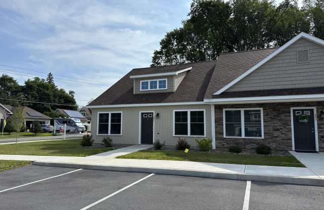 486 Garrett Road unit: 101