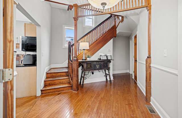 547 Florida Ave NW, 6