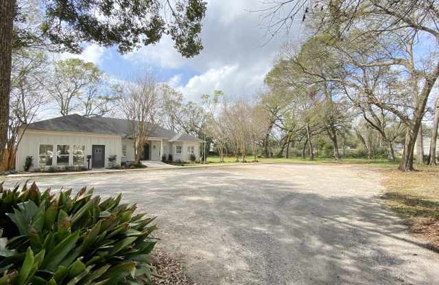 25833 State Highway 181 # 105