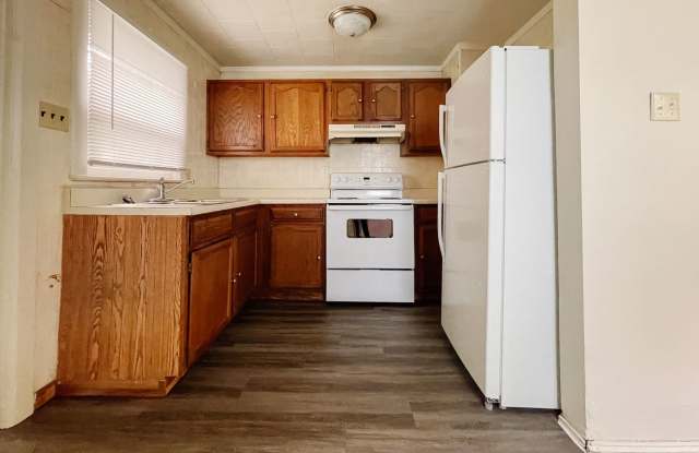 Washer/Dryer Hook-Ups