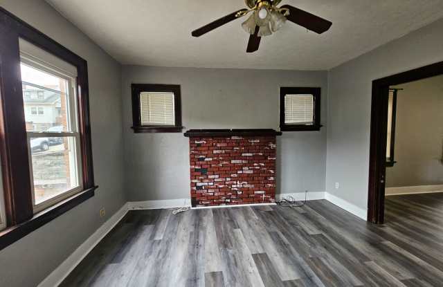 3 bedroom Townhome for rent in Mt Washington!