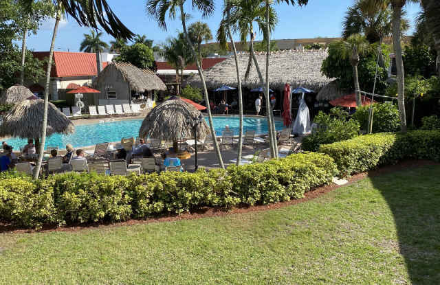 2555 Tamiami Trail North - 248Apt 248