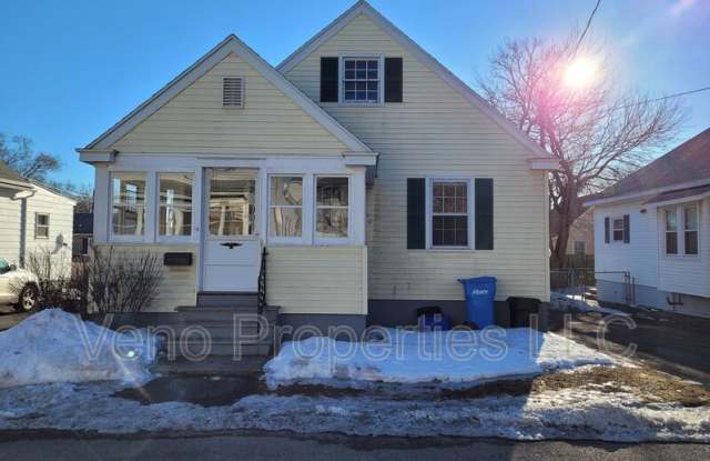 12 Pinehurst Ave.