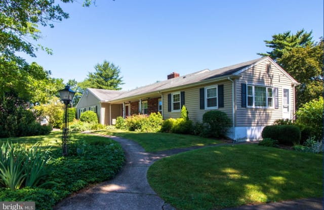 4 SCAMMELL DRIVE - 4 Scammell Drive, Woodside, PA 19067