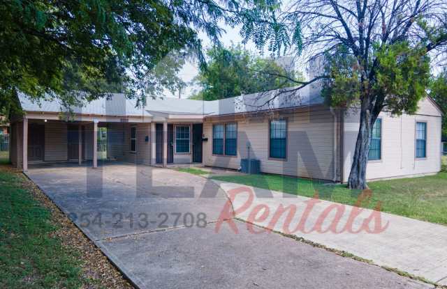 Photo of 2005 Elkins Ave.