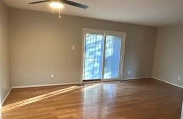 3113 CHERRY Road NE unit: 33