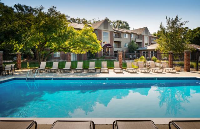 Photo of Bentley by Broadmoor