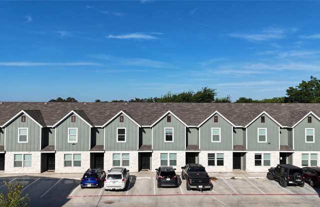 402 Garrett Court