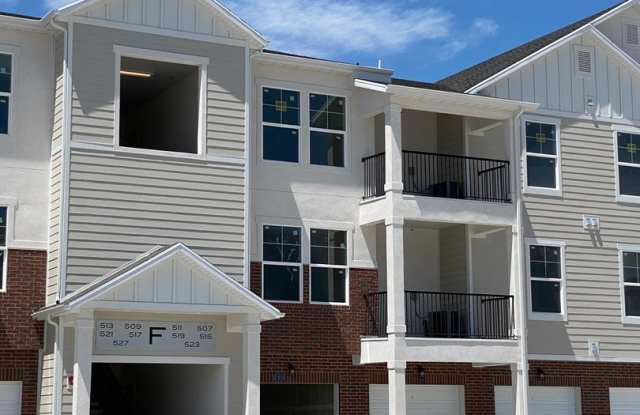 Lakefront at Vineyard Town Center Condo