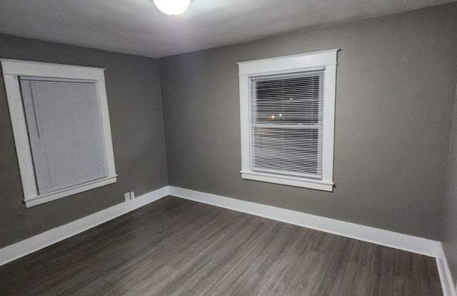 Photo of 409-411 West State Street