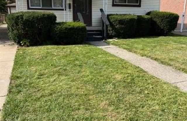 Photo of 4976 BEDFORD Street