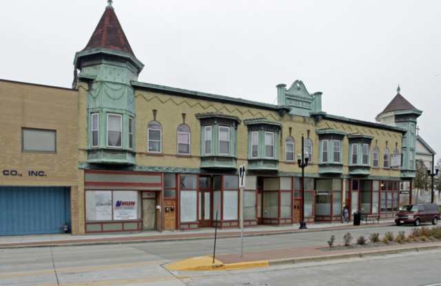 902  1/2 State Street - 1