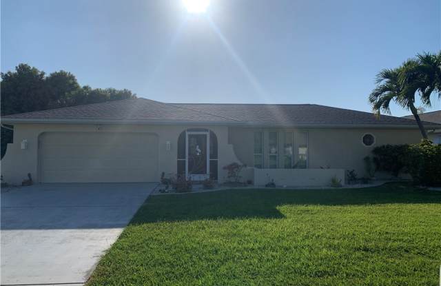 918 SW Santa Barbara Place