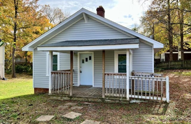 2021 Pine Bluff Street - 2021 Pine Bluff Street, Greensboro, NC 27403