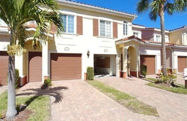 Photo of 20140 Estero Gardens Circle unit: 204