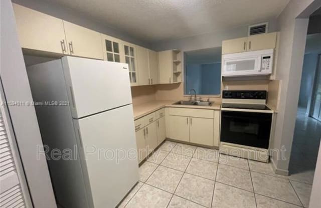 11 Olive Drive - 11 Olive Drive, Hialeah, FL 33010