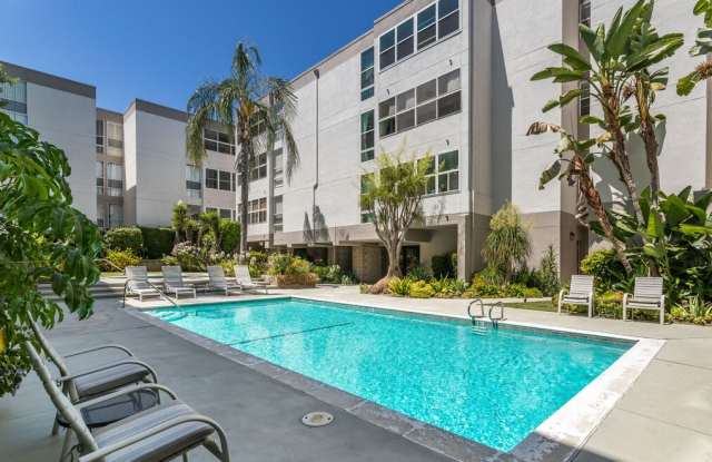 14144 Dickens St Apt 116