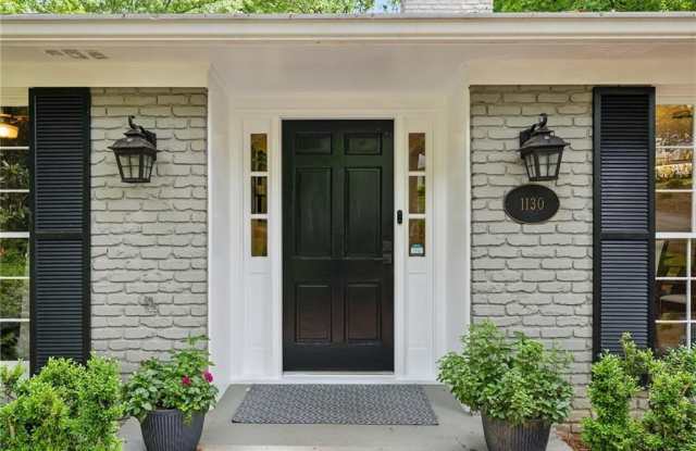 1130 Angelo Court NE