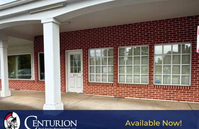 854  Lancaster Dr. SE