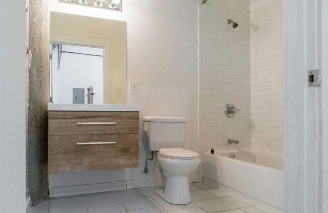 2625 West Washington Blvd.