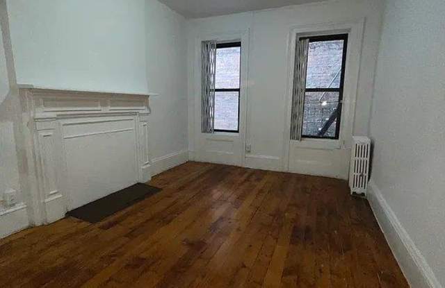 500 West 48th Street