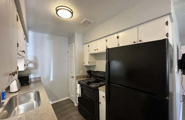 3801 Elizabeth Street - 3Piney Woods 10