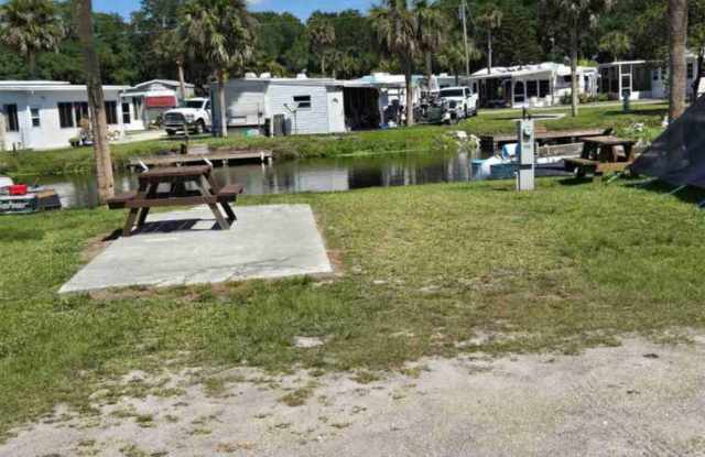 1073 Old Lakeport Road