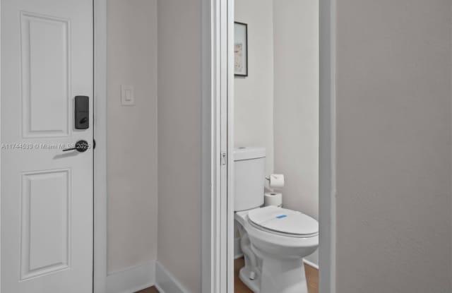 9015 Southwest 96th Avenue