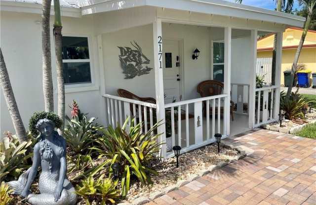 2171 NE Pelican Terrace