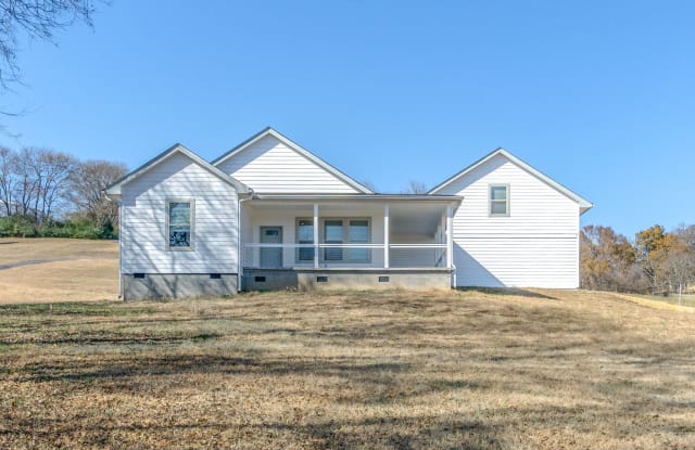 985 Sam Johnson Rd. - 985 Sam Johnson Rd, Maury County, TN 38401