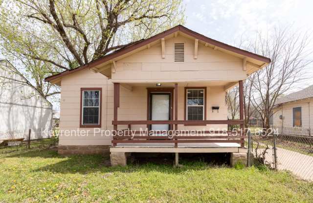 SECTION 8 WELCOME - NEWLY RESTORED - 2 BEDROOM - HARDWOOD FLOORS