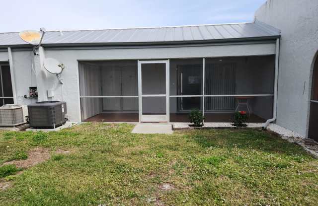 Cute 2 bedroom Apartment for rent