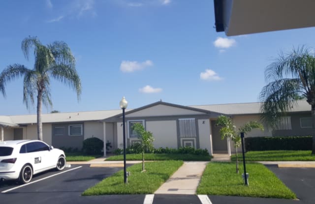 2863 Crosley Drive W - 2863 Crosley Drive West, Palm Beach County, FL 33415