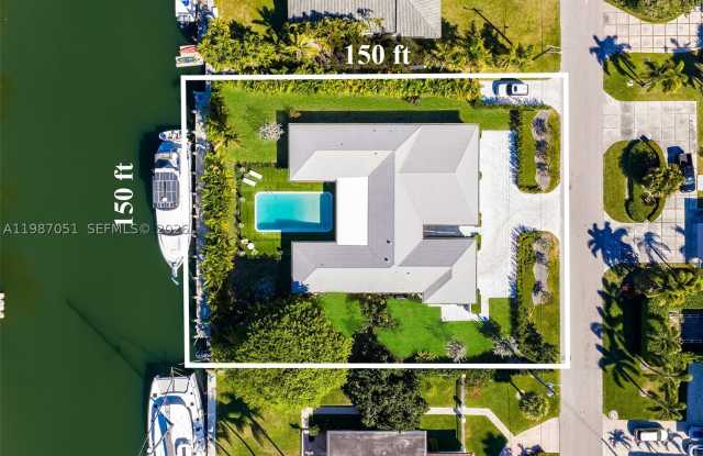 424 Alamanda Dr