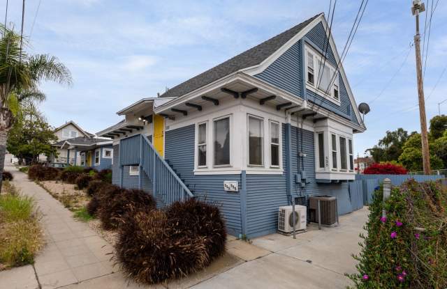 Photo of 531-535 W Juniper Street