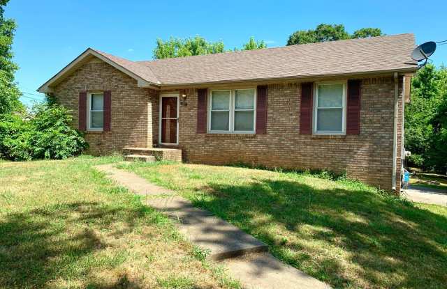 309 Andrew Dr - 309 Andrew Drive, Clarksville, TN 37042