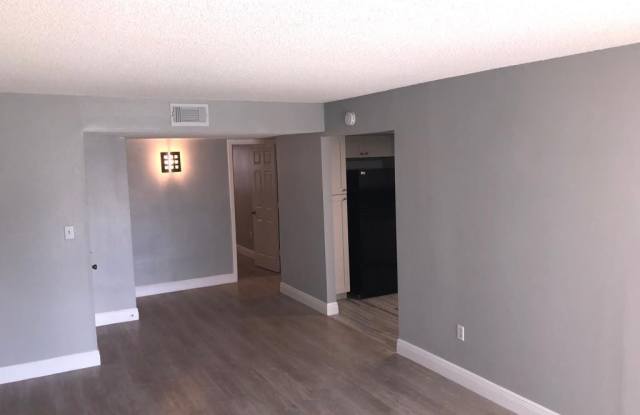 Photo of 4 Beds/2Baths