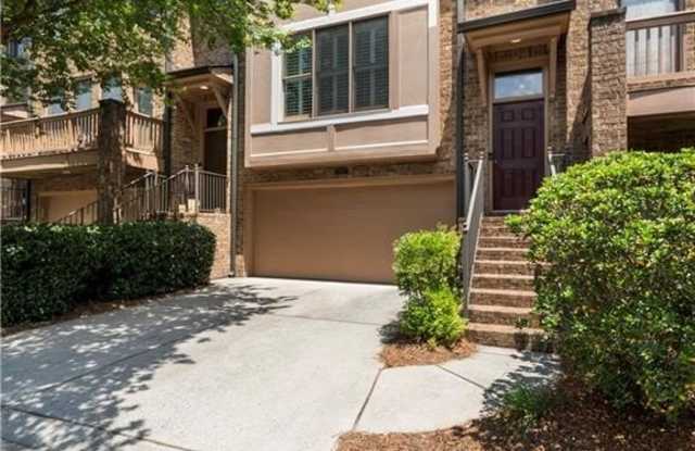 3154 Chestnut Woods Drive