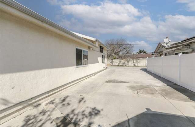 7947 Ethel Avenue 1/2