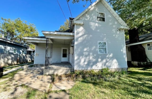 920 South Ave - 920 South Avenue, Springfield, MO 65806