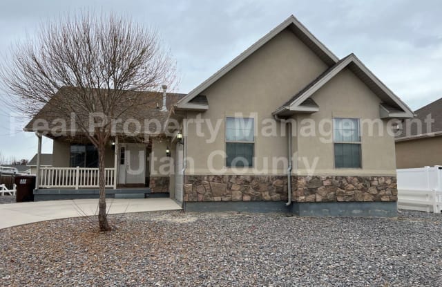 2119 E Easter Dr - 2119 Easter Drive, Eagle Mountain, UT 84005