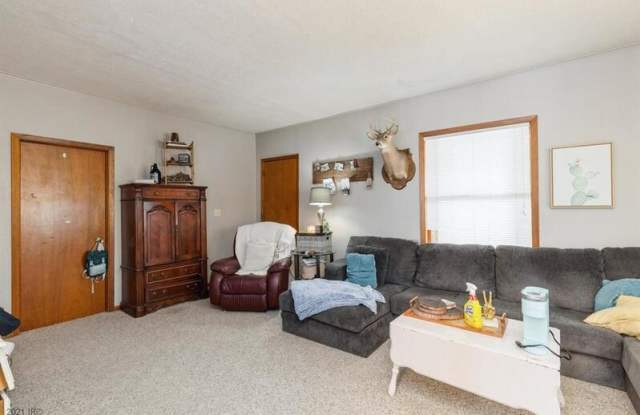 317-319 20th Street - 319