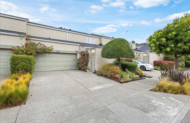 2063 Whitehall Pl - 2 bedroom | 2.5 bathroom | Single family home