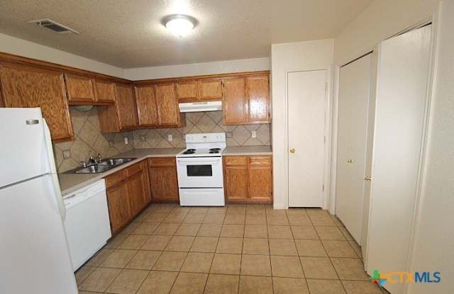 2915 Sunflower Trail