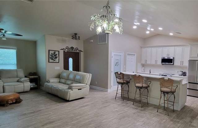 Photo of 4030 27th Street SW