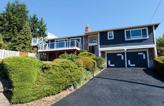 4Bd/2.5Ba Edmonds House