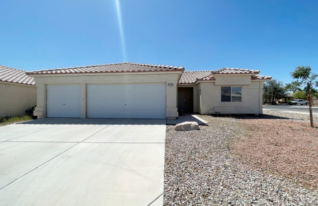 3723 Vidalia Ave - 3723 Vidalia Avenue, North Las Vegas, NV 89031