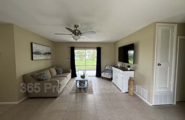 22206 Laramore Avenue